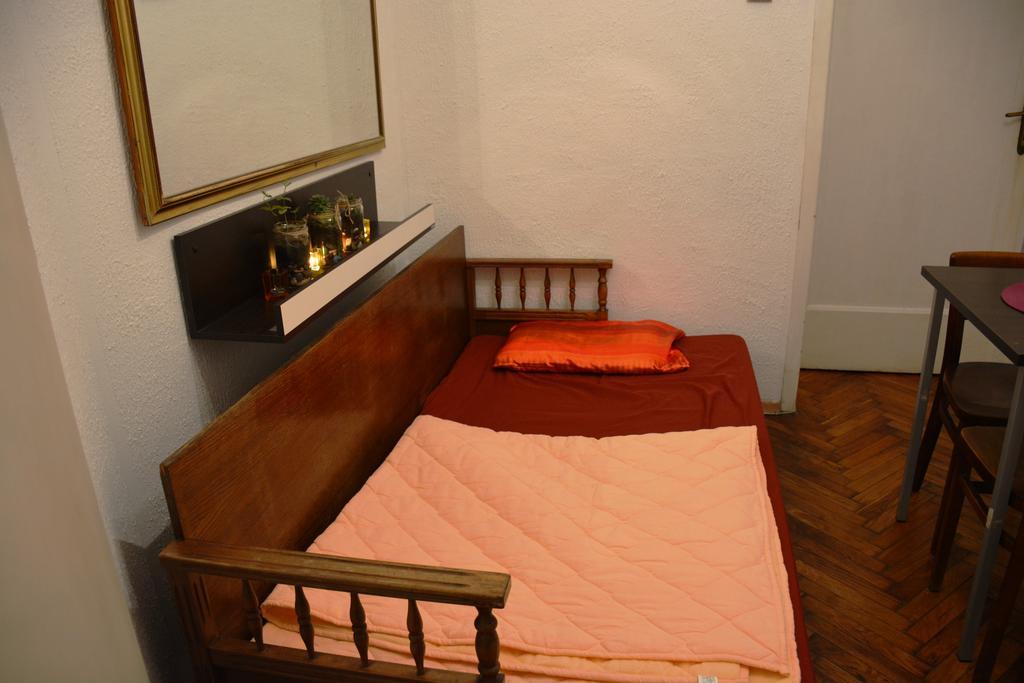 Cozy Downtown Apartment Belgrade Exterior photo